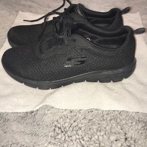 Sketchers memory foam walking sneakers